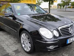 Schwarz Gebraucht 2009 Mercedes 320 Limousine | 7.990 € (Fairer Preis)