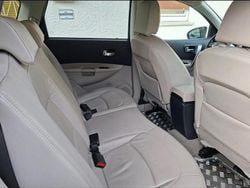 Grau Gebraucht 2010 Nissan Qashqai SUV | 5.999 € (Fairer Preis)