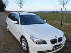 Weiß Gebraucht 2007 BMW 530 Sport Line Kombi | 12.000 €
