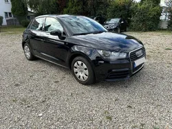 Schwarz Gebraucht 2014 Audi A1 Sportback Attraction Kleinwagen | 4.900 € (Superpreis)