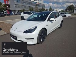 Weiß Gebraucht 2021 Tesla Model 3 Long Range AWD Limousine | 30.200 € (Fairer Preis)