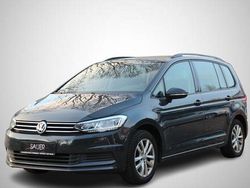 Grau Gebraucht 2015 VW Touran Comfortline Van / Kleinbus | 11.980 € (Etwas zu teuer)