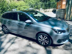 Grau Gebraucht 2017 Peugeot 308 Kombi | 7.700 € (Fairer Preis)