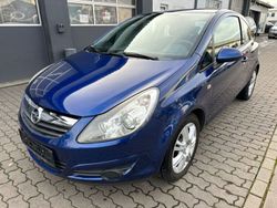 Blau Gebraucht 2008 Opel Corsa Edition Limousine | 2.990 € (Etwas zu teuer)