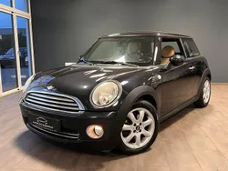 Schwarz Gebraucht 2007 Mini Cooper Kleinwagen | 2.500 € (Etwas zu teuer)