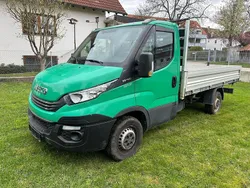 Grün Gebraucht 2018 Iveco Daily | 22.250 € (Etwas zu teuer)