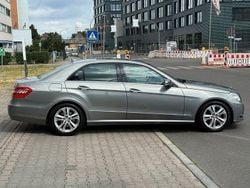 Silber Gebraucht 2010 Mercedes E300 Avantgarde Limousine | 10.990 € (Guter Preis)