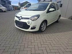 Gelb Gebraucht 2012 Renault Twingo Liberty Kleinwagen | 3.495 € (Fairer Preis)