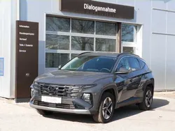 Grau Neu 2025 Hyundai Tucson Trend SUV | 44.840 € (Etwas zu teuer)