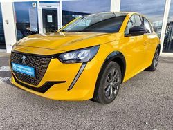 Gelb Gebraucht 2023 Peugeot e-208 Allure Kleinwagen | 20.985 € (Fairer Preis)