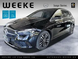 Schwarz Gebraucht 2024 Mercedes B180 Advanced Van / Kleinbus | 32.949 € (Fairer Preis)