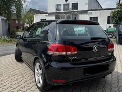Schwarz Gebraucht 2011 VW Golf VI Kleinwagen | 7.000 € (Fairer Preis)