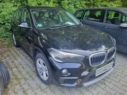 Schwarz ii/bonnet fluid black Gebraucht 2018 BMW X1 SUV | 15.900 € (Guter Preis)