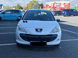 Weiß Gebraucht 2010 Peugeot 206+ Kleinwagen | 2.700 € (Fairer Preis)