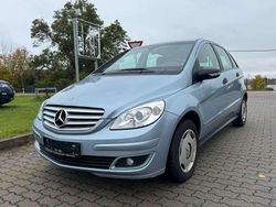 Blau Gebraucht 2006 Mercedes B170 Van / Kleinbus | 3.999 € (Fairer Preis)