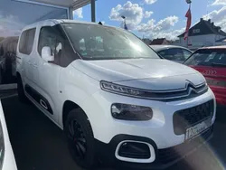 Weiß Gebraucht 2020 Citroën Berlingo Feel Van / Kleinbus | 17.999 € (Guter Preis)