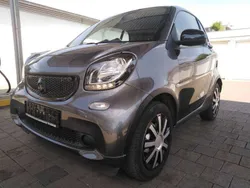 Grau schwarz Gebraucht 2016 Smart ForTwo Coupé Basis Kleinwagen | 8.300 € (Superpreis)