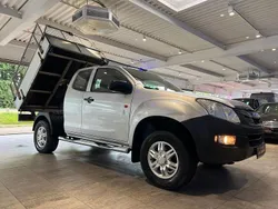 Silber Gebraucht 2014 Isuzu D-Max Abholung | 17.990 € (Teuer)