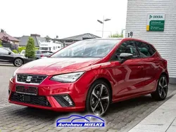 Rot metallic (metallic) Gebraucht 2023 Seat Ibiza FR Limousine | 21.990 € (Etwas zu teuer)