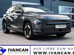 Grau Gebraucht 2024 Hyundai Kona Trend SUV | 30.490 € (Superpreis)