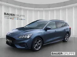 Blau Gebraucht 2020 Ford Focus ST-Line Limousine | 15.890 € (Fairer Preis)
