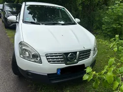 Weiß Gebraucht 2009 Nissan Qashqai Acenta SUV | 5.500 € (Fairer Preis)