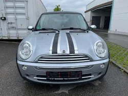 Pure silver metallic Gebraucht 2004 Mini Cooper Kleinwagen | 1.900 € (Teuer)
