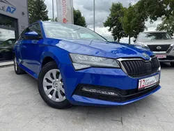 Blau Gebraucht 2021 Skoda Superb Active Kombi | 21.899 € (Guter Preis)