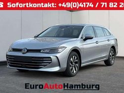 Oyster silver metallic/silber Neu 2025 VW Passat Business Kombi | 43.890 € (Guter Preis)