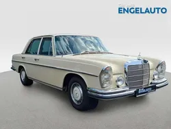 Hellelfenbein Gebraucht 1971 Mercedes S280 SE Limousine | 59.830 €