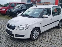 Weiß Gebraucht 2008 Skoda Roomster Style Van / Kleinbus | 2.200 € (Fairer Preis)