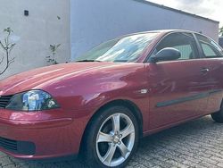 Rot Gebraucht 2002 Seat Ibiza Kleinwagen | 1.460 € (Fairer Preis)