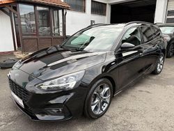 Schwarz Gebraucht 2020 Ford Focus ST-Line Kombi | 13.790 € (Fairer Preis)