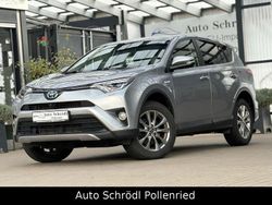 Silber Gebraucht 2017 Toyota RAV4 Hybrid Executive SUV | 22.780 € (Fairer Preis)