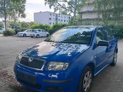 Blau Gebraucht 2007 Skoda Fabia Kleinwagen | 2.200 € (Fairer Preis)