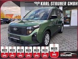Grün Gebraucht 2024 Ford Tourneo Courier Titanium Van / Kleinbus | 20.780 € (Guter Preis)