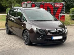 Braun Gebraucht 2013 Opel Zafira Tourer Innovation Van / Kleinbus | 7.000 € (Fairer Preis)