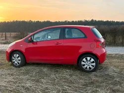 Rot Gebraucht 2007 Toyota Yaris Kleinwagen | 3.100 €