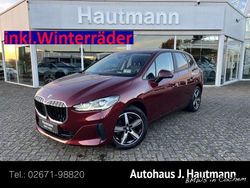 Rot Gebraucht 2023 BMW 218 Active Tourer Luxury Line Van / Kleinbus | 26.950 € (Fairer Preis)