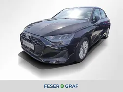Brillantschwarz Gebraucht 2024 Audi A3 Ambiente Limousine | 29.440 € (Fairer Preis)