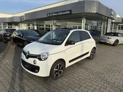 Weiß Gebraucht 2017 Renault Twingo LIMITED Kleinwagen | 11.920 € (Etwas zu teuer)