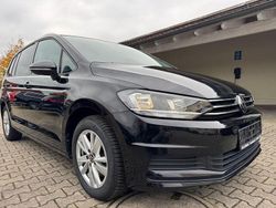 Schwarz Gebraucht 2024 VW Touran Comfortline Van / Kleinbus | 30.990 € (Fairer Preis)