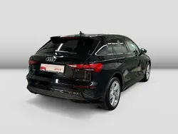Mythosschwarz metallic Gebraucht 2022 Audi A3 e-tron S-Line Kleinwagen | 24.860 € (Guter Preis)