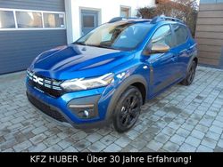 Blau Neu 2025 Dacia Sandero Extreme Limousine | 19.990 €