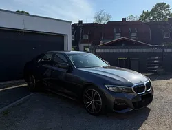 Grau Gebraucht 2019 BMW 330 M Sport Limousine | 29.850 € (Fairer Preis)