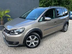 Titanium beige metallic Gebraucht 2011 VW Touran Cross Van / Kleinbus | 5.995 € (Guter Preis)