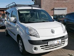 Weiß Gebraucht 2010 Renault Kangoo Van / Kleinbus | 4.990 € (Teuer)