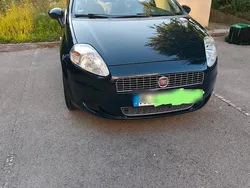 Blau Gebraucht 2009 Fiat Punto Kleinwagen | 3.100 € (Etwas zu teuer)