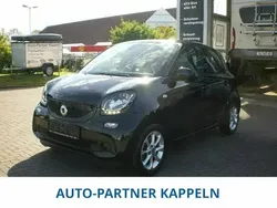 Schwarz Gebraucht 2015 Smart ForFour Passion Kleinwagen | 9.399 € (Teuer)