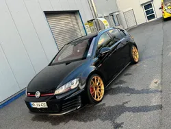 Schwarz Gebraucht 2016 VW Golf VII GTI Limousine | 19.700 € (Fairer Preis)